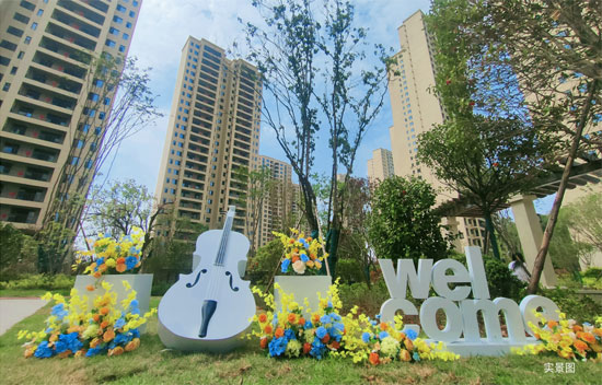 1727665960580599.jpg 100.jpg